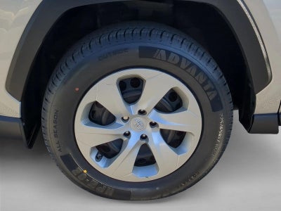 2020 Toyota RAV4 LE FWD (GS)