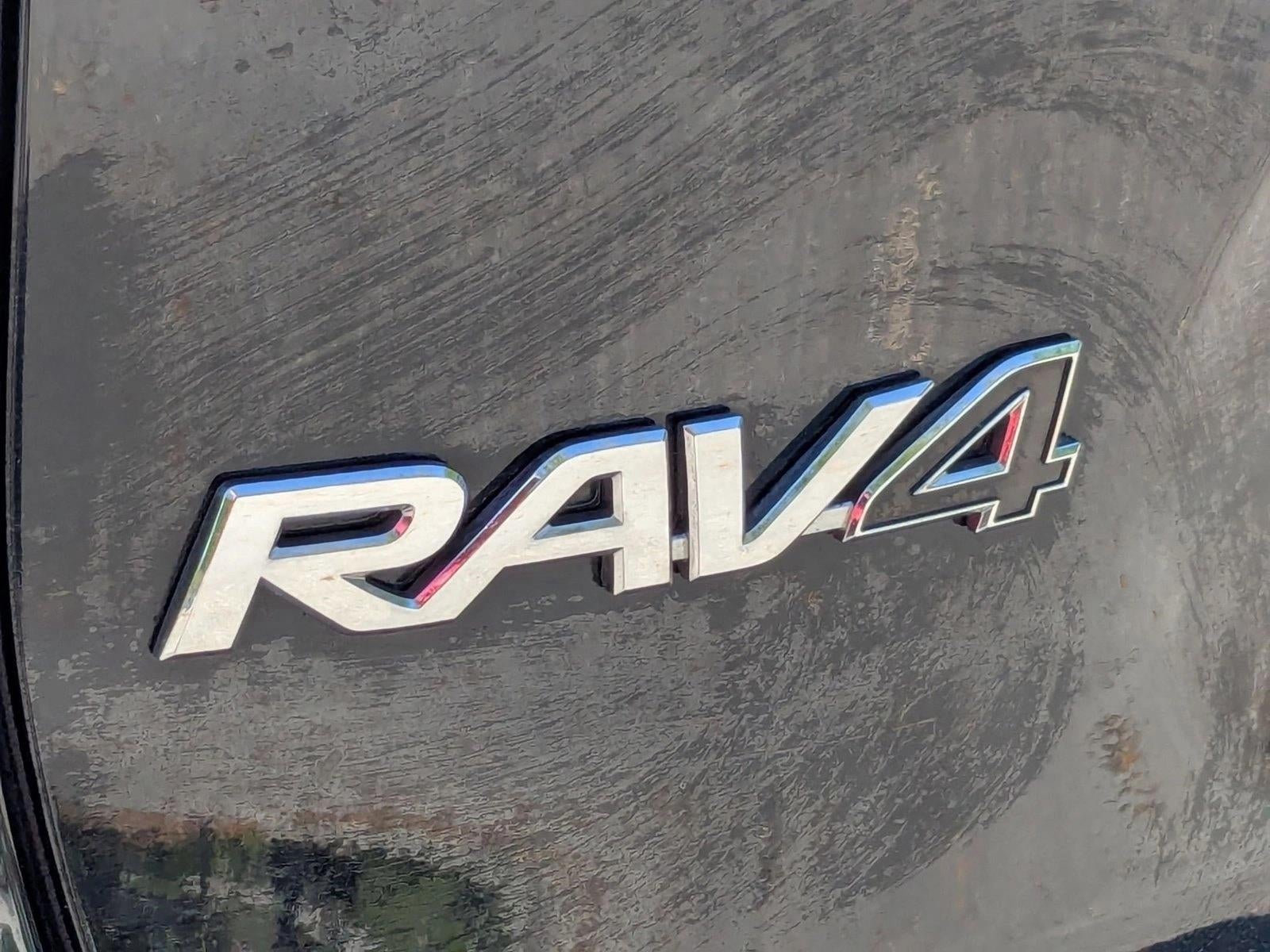 2022 Toyota RAV4 Hybrid SE AWD (Natl)