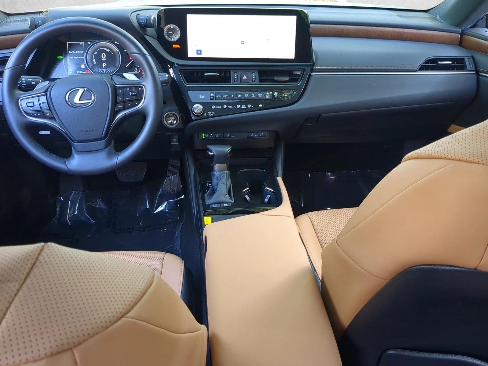 2025 Lexus ES 300h FWD