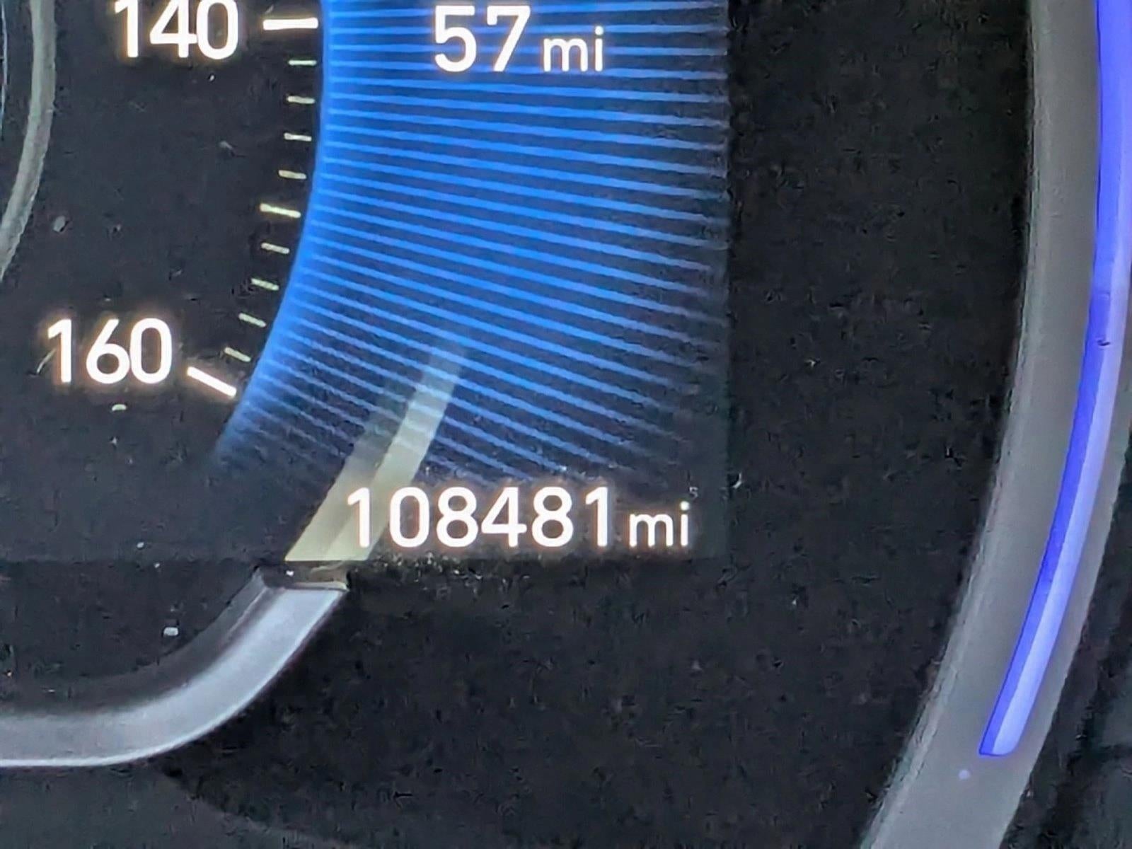 2019 Hyundai SANTA FE Limited 2.4L Auto FWD