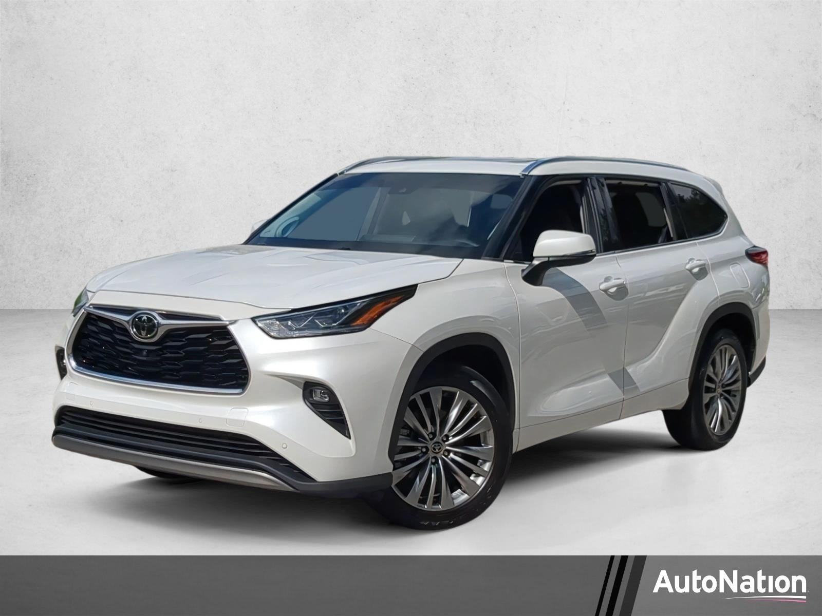 2022 Toyota Highlander Platinum FWD (Natl)