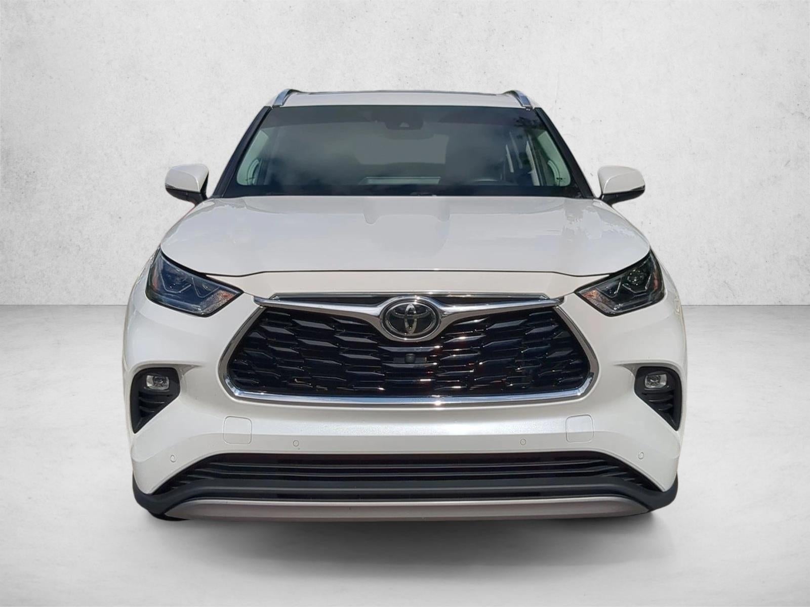 2022 Toyota Highlander Platinum FWD (Natl)