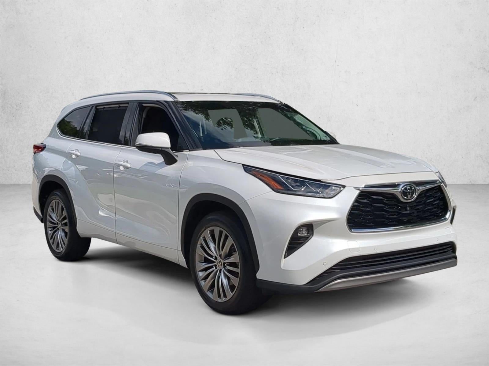 2022 Toyota Highlander Platinum FWD (Natl)