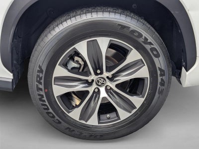2022 Toyota Highlander Hybrid XLE FWD (Natl)