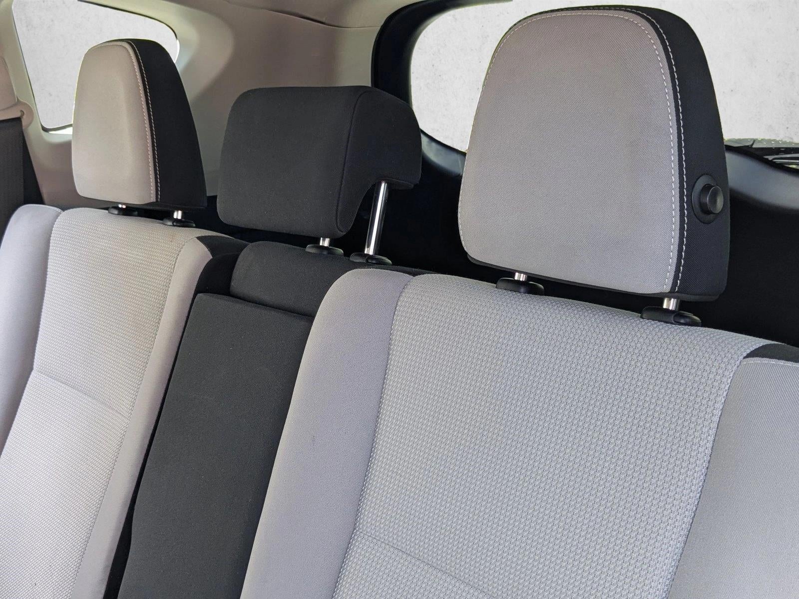 2017 Toyota RAV4 XLE AWD (Natl)