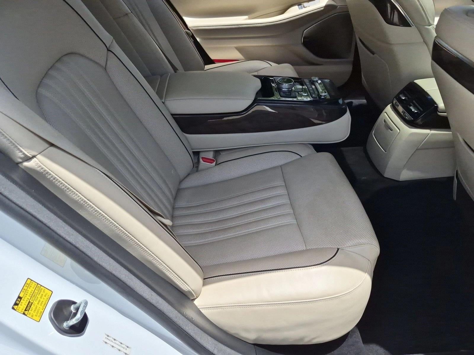 2017 Genesis G90 3.3T Premium RWD
