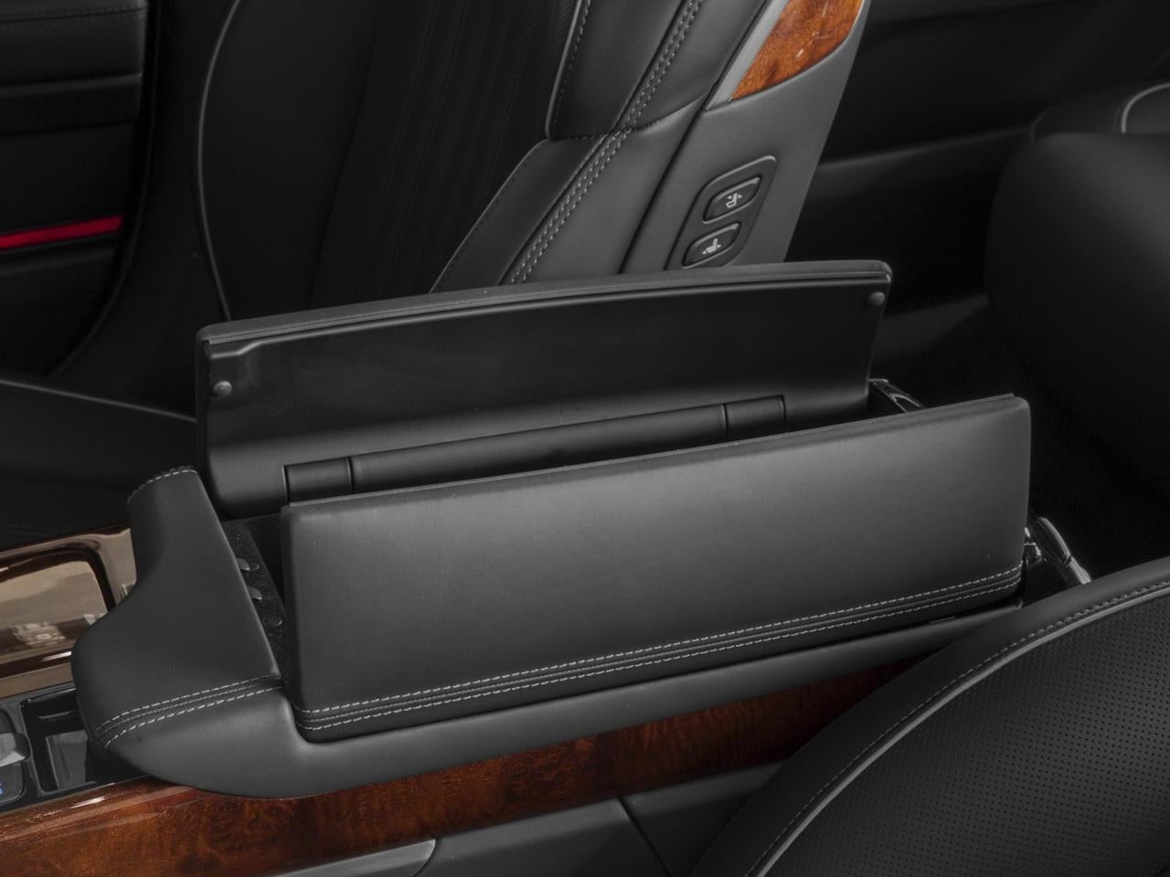 2017 Genesis G90 3.3T Premium RWD
