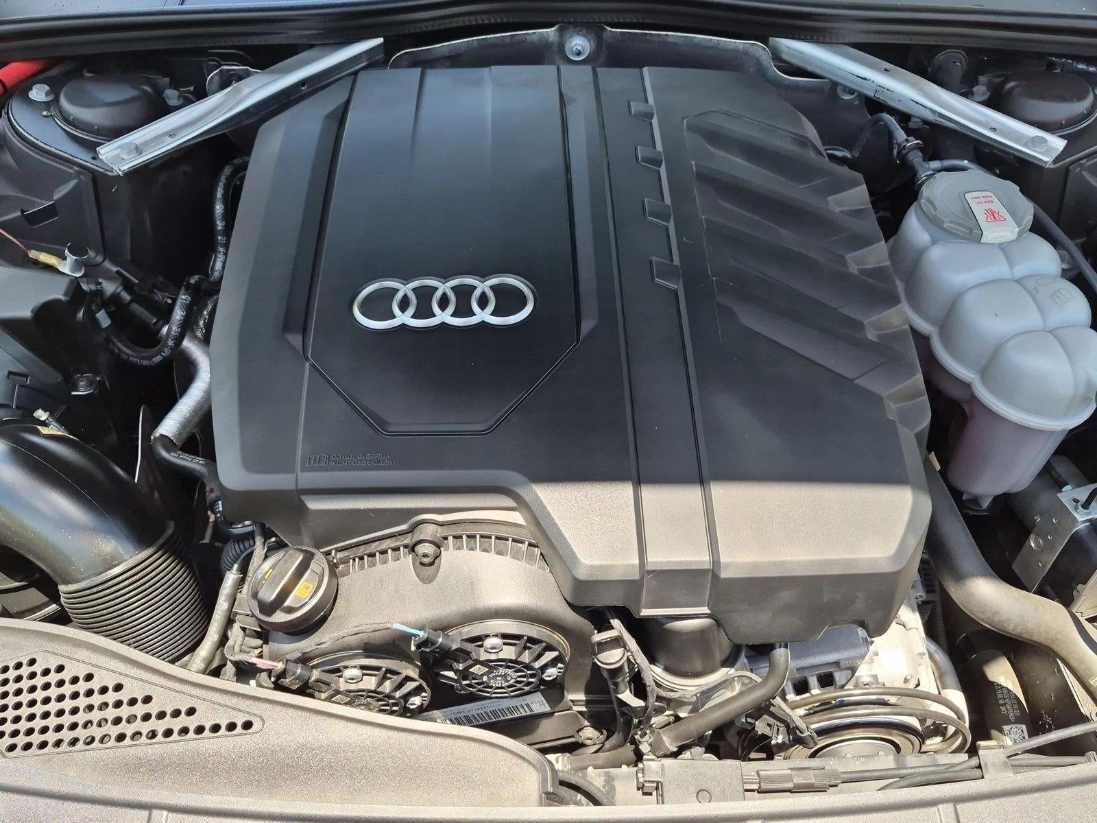 2022 Audi A4 Sedan Premium 40 TFSI quattro