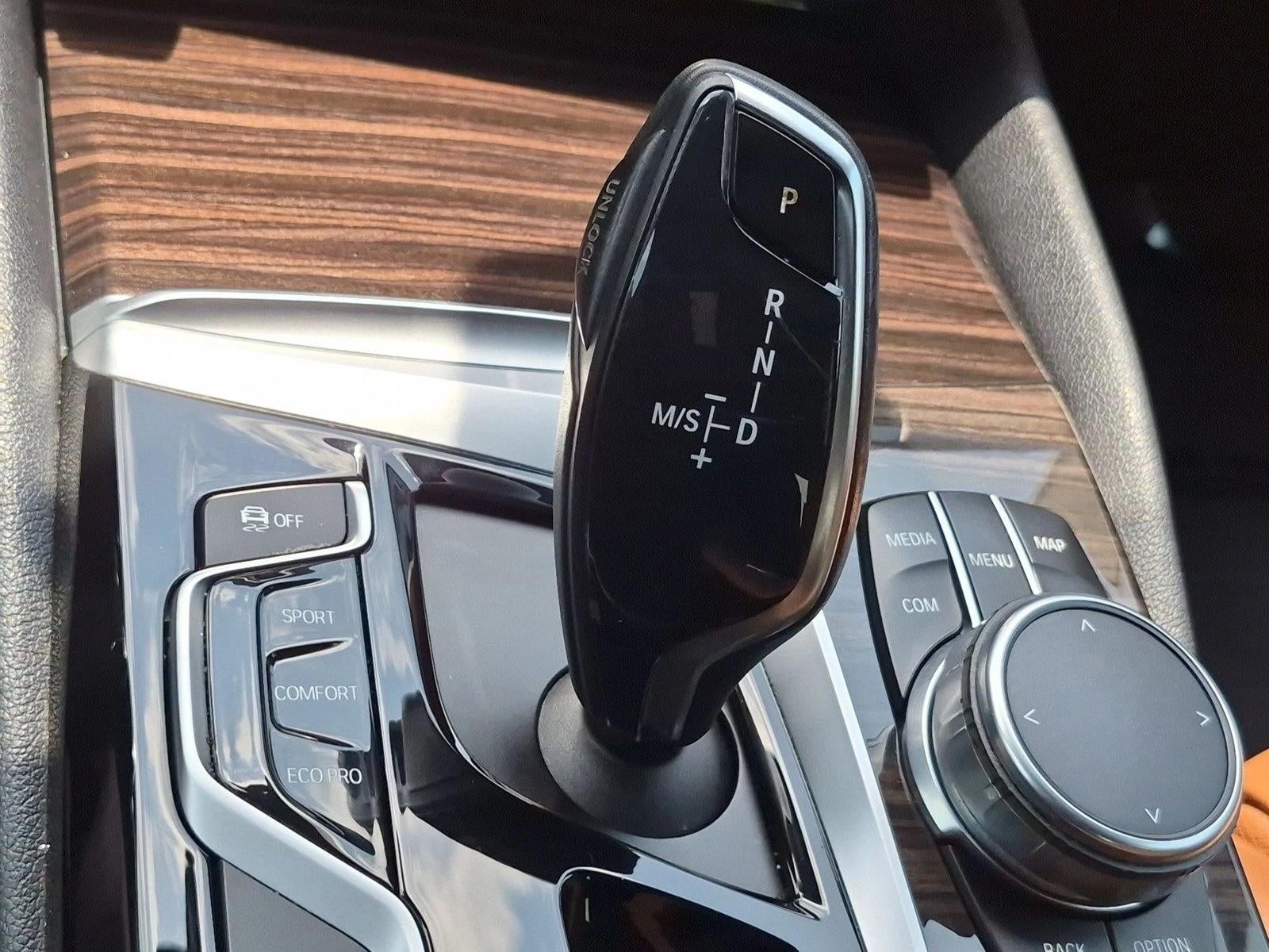 2017 BMW 530i Sedan
