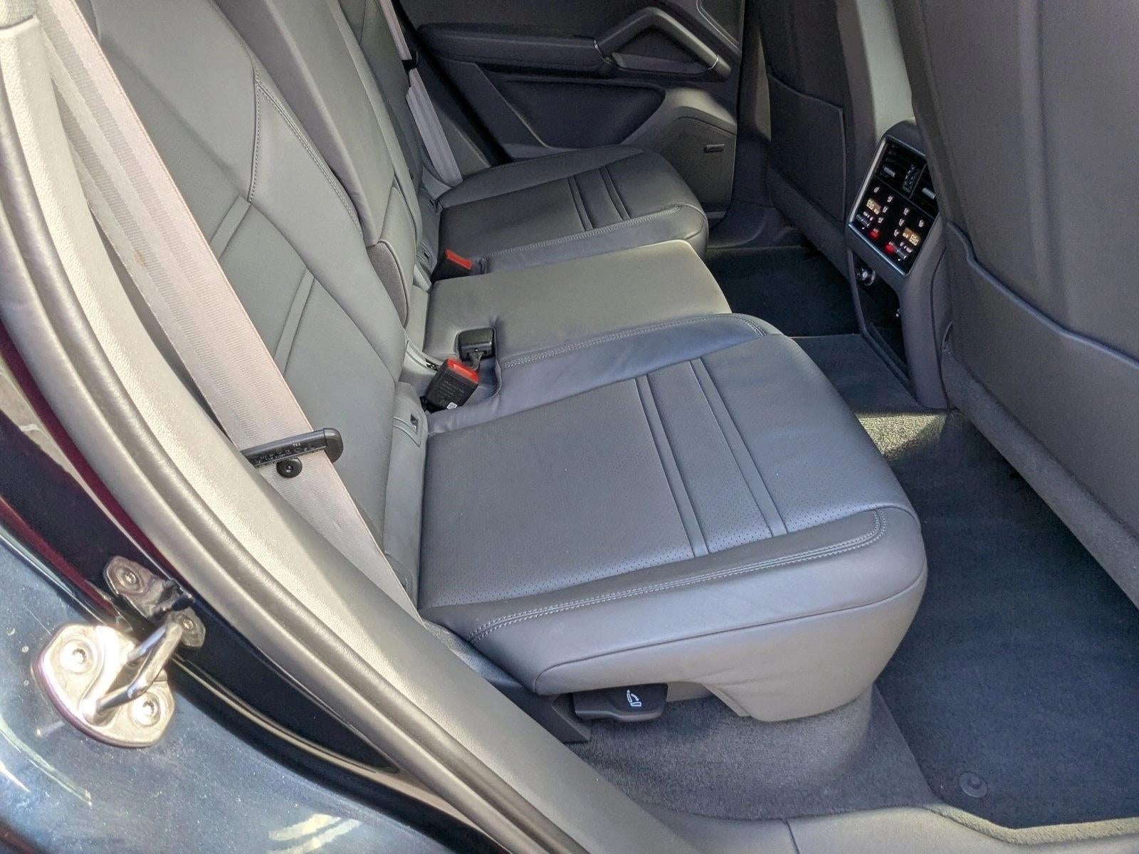 2023 Porsche Cayenne Platinum Edition Coupe AWD