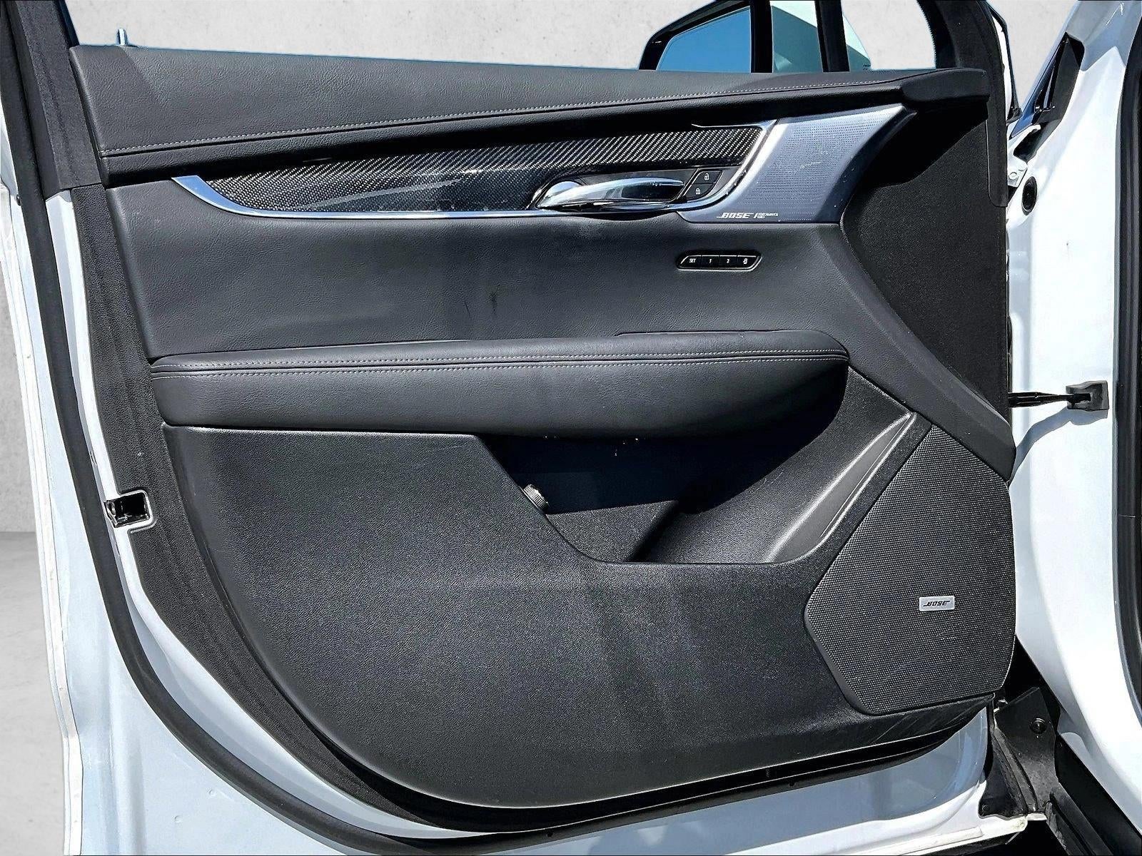 2025 Cadillac XT6 AWD 4dr Sport