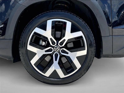 2022 Volkswagen Taos SEL 4MOTION
