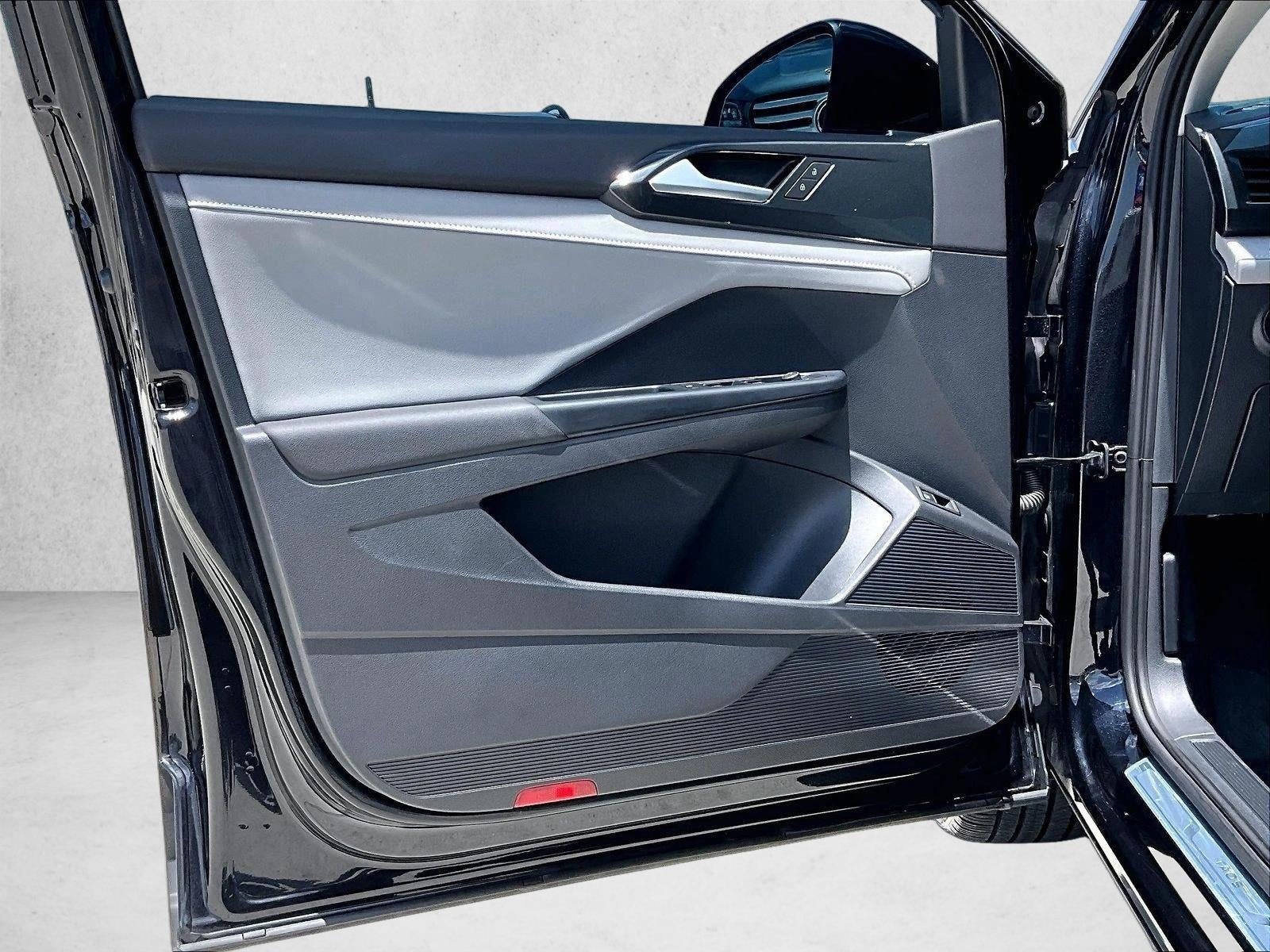 2022 Volkswagen Taos SEL 4MOTION