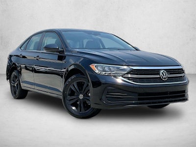 2023 Volkswagen Jetta SE Auto