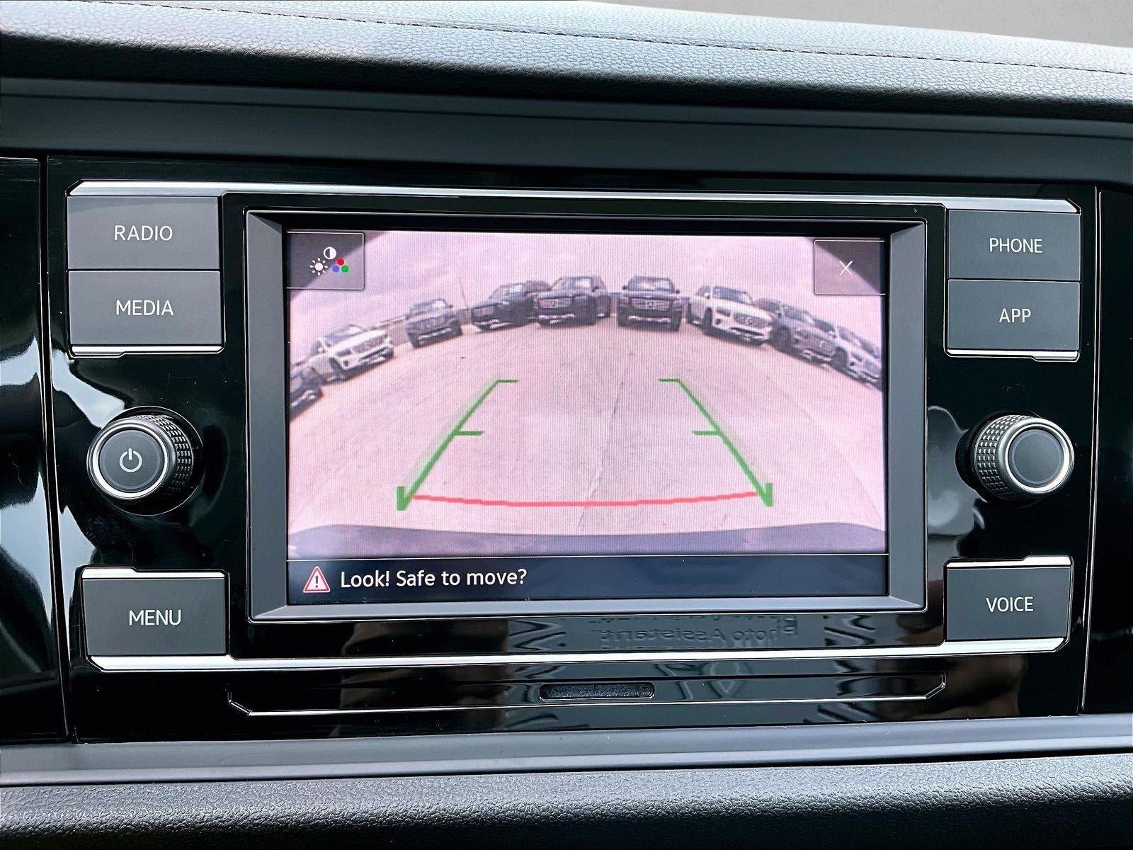 2023 Volkswagen Jetta SE Auto