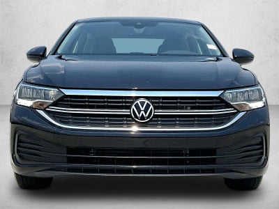 2023 Volkswagen Jetta SE Auto