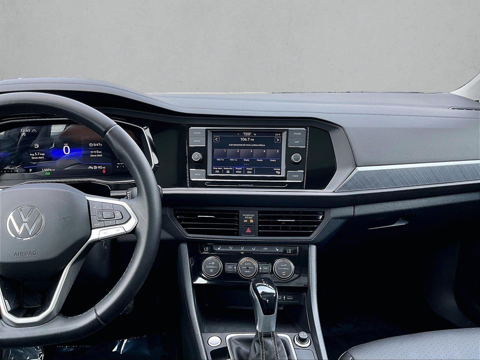 2023 Volkswagen Jetta SE Auto