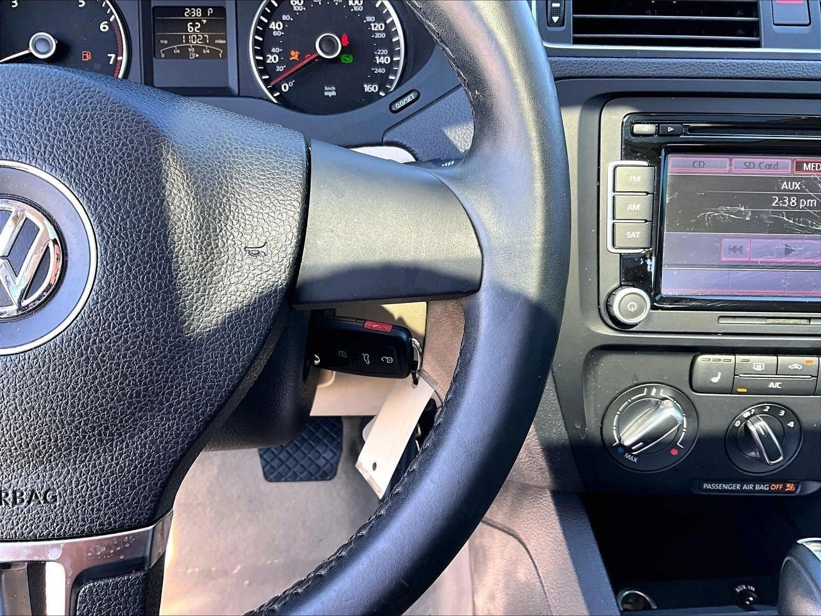 2013 Volkswagen Jetta 4dr Auto SE with Convenience Sedan