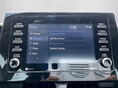 2022 Toyota Camry SE Auto (SE)