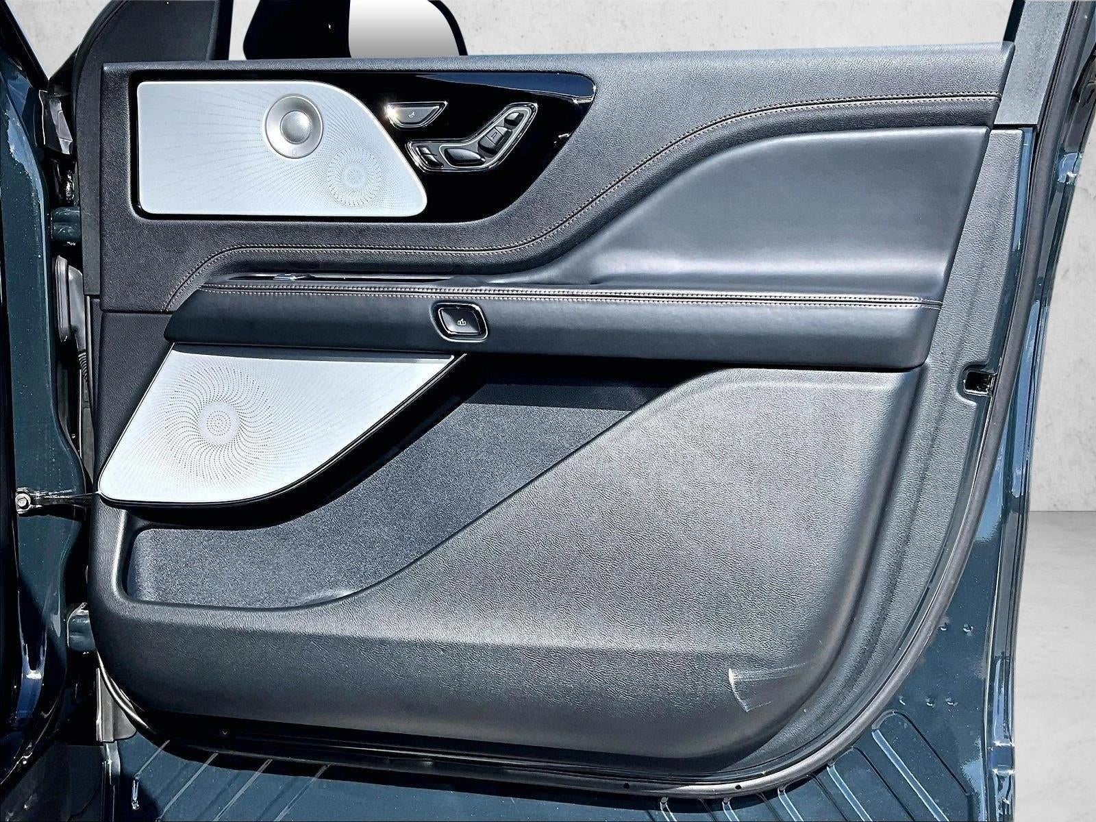 2025 Lincoln Aviator Black Label AWD