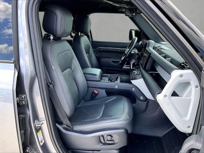 2024 Land Rover Defender 110 P500 SE
