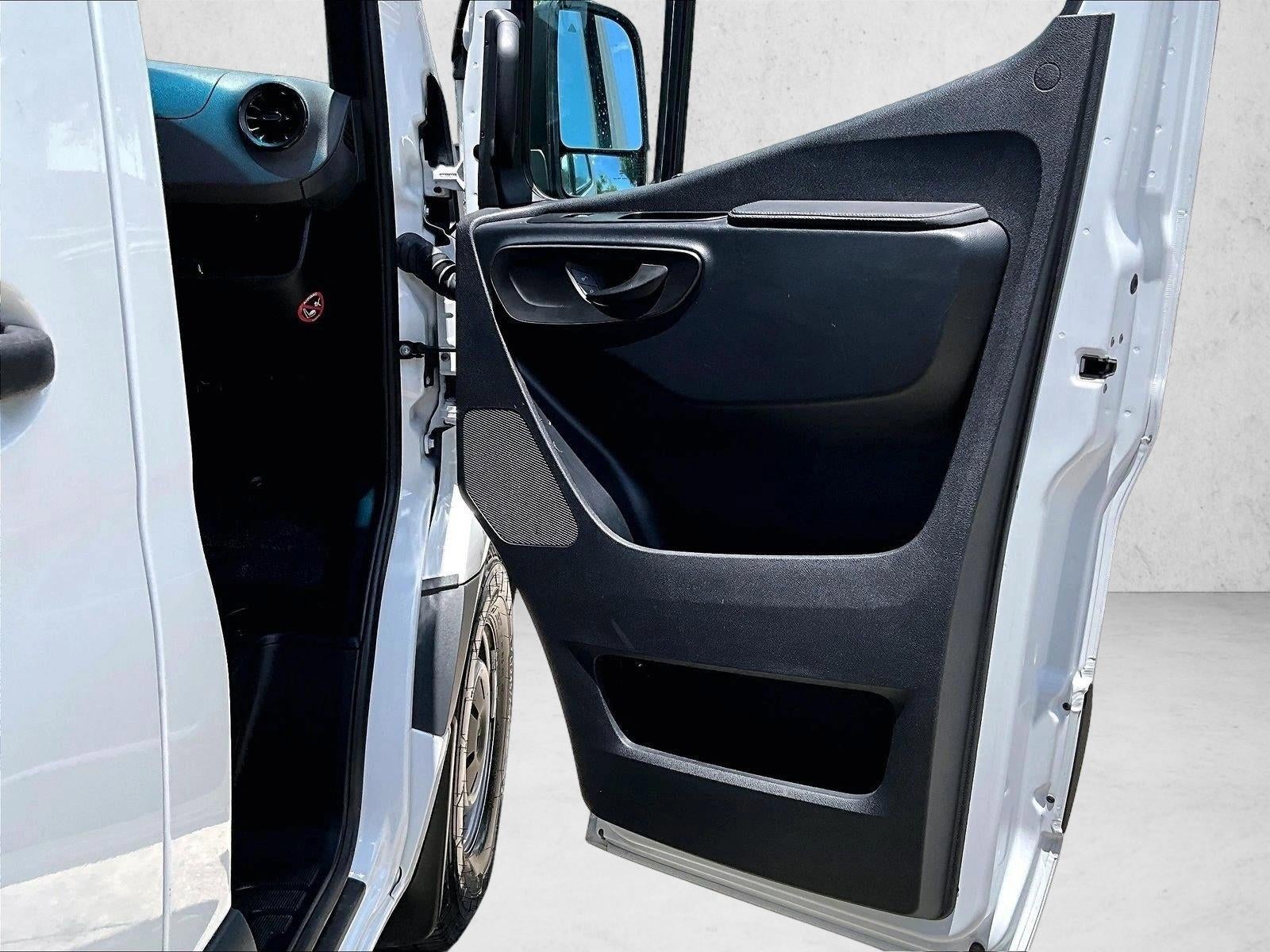 2023 Mercedes-Benz Sprinter Cargo Van 2500 Standard Roof I4 Diesel HO 144" RWD