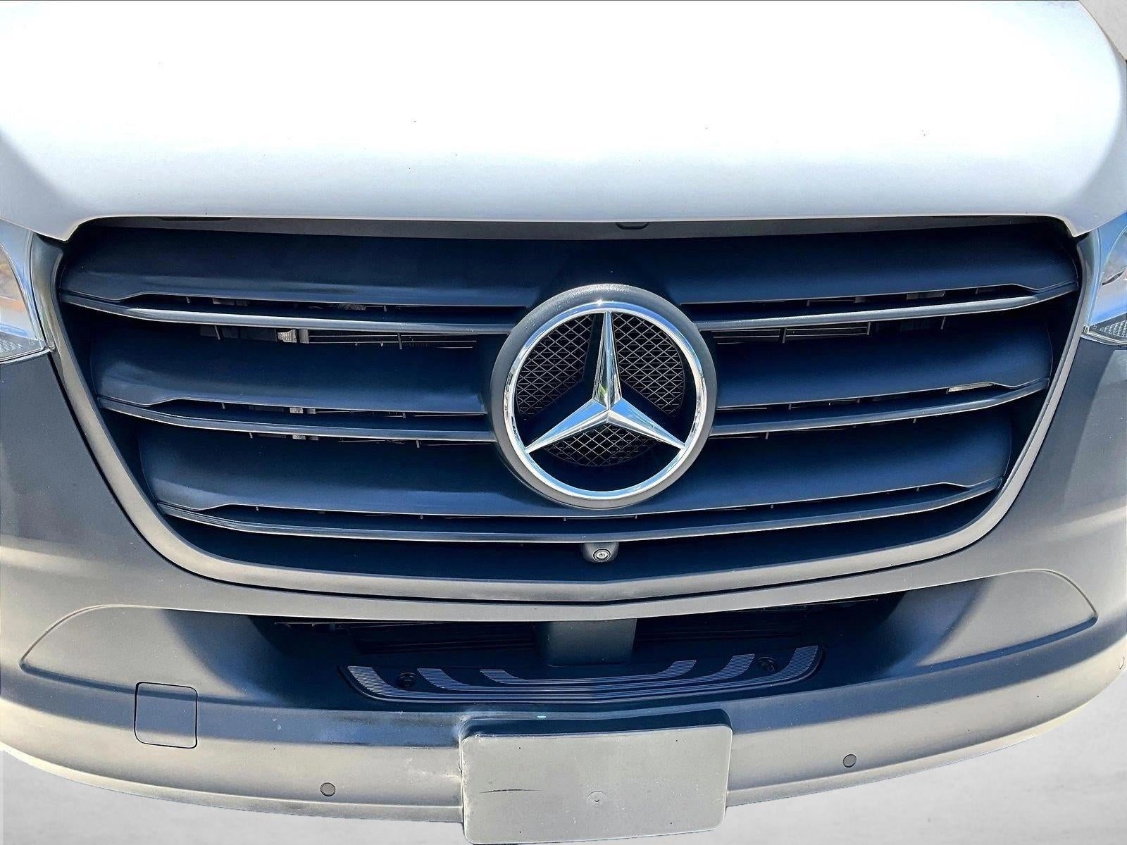 2023 Mercedes-Benz Sprinter Cargo Van 2500 Standard Roof I4 Diesel HO 144" RWD