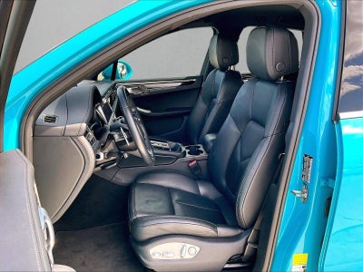 2023 Porsche Macan AWD