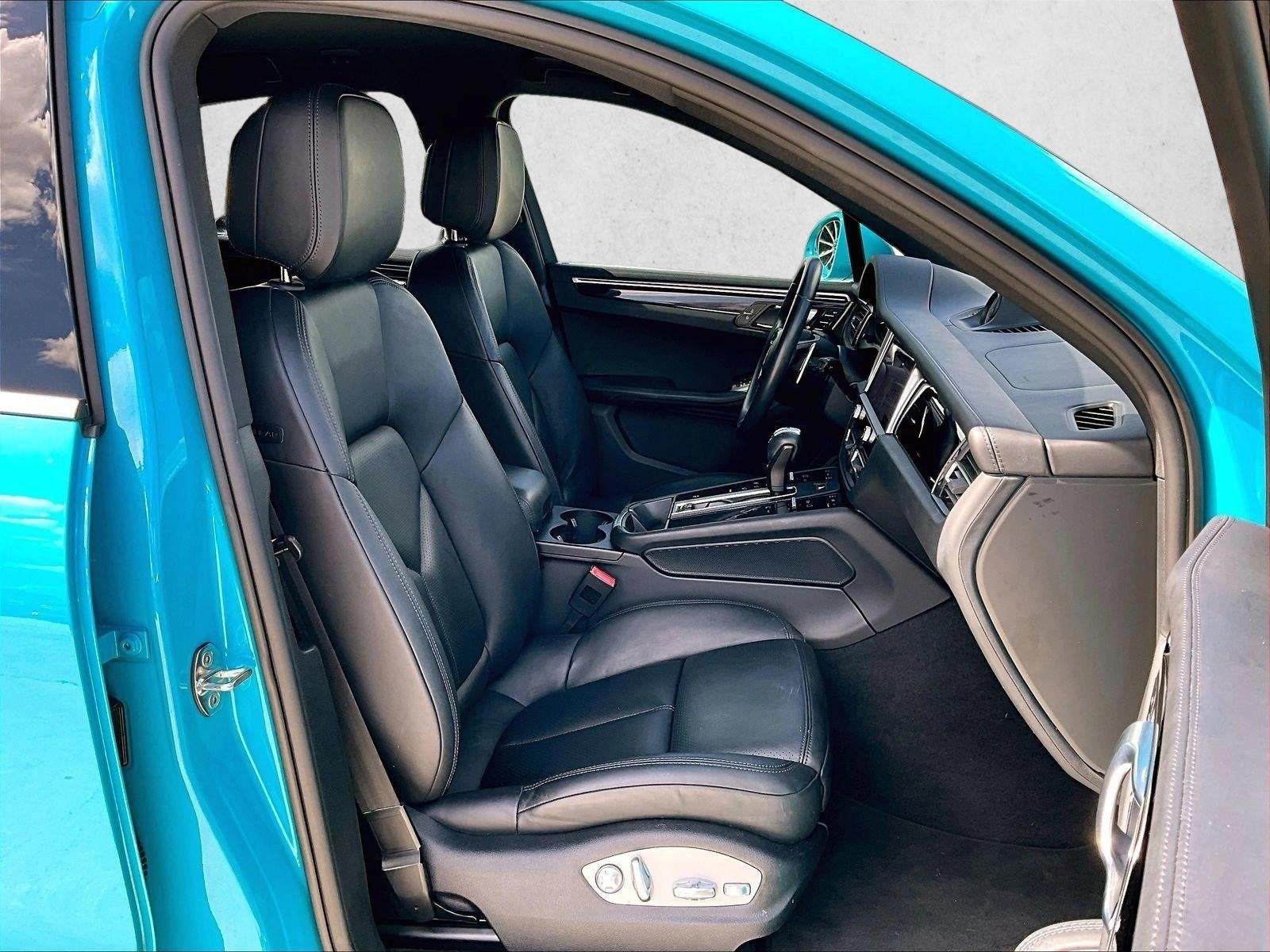 2023 Porsche Macan AWD