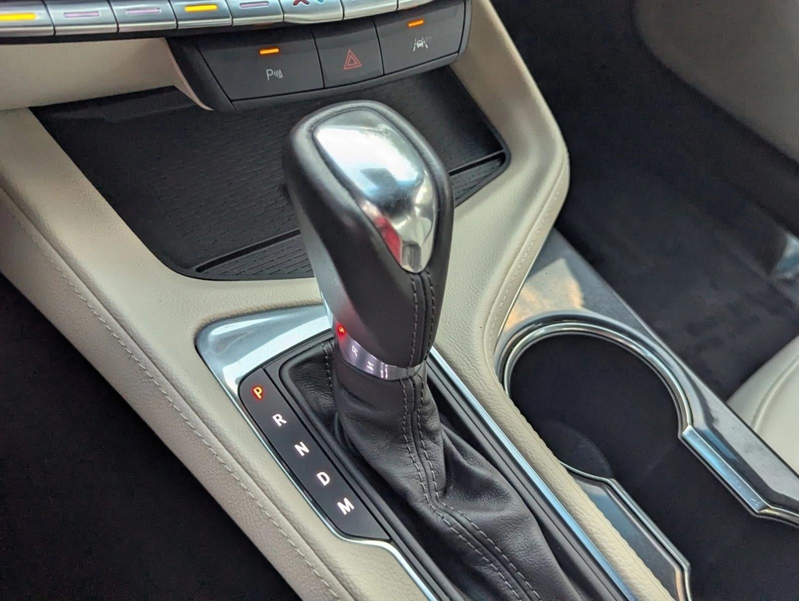 2023 Cadillac CT4 4dr Sdn Luxury