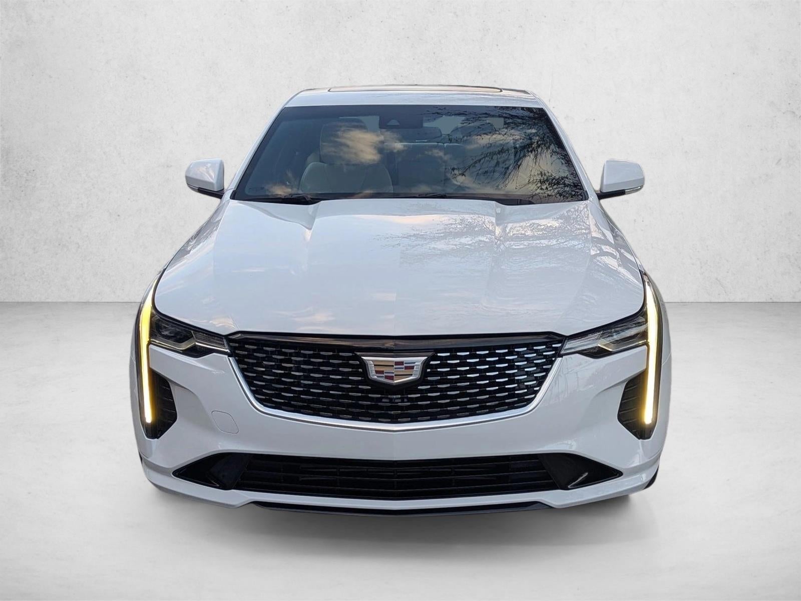 2023 Cadillac CT4 4dr Sdn Luxury