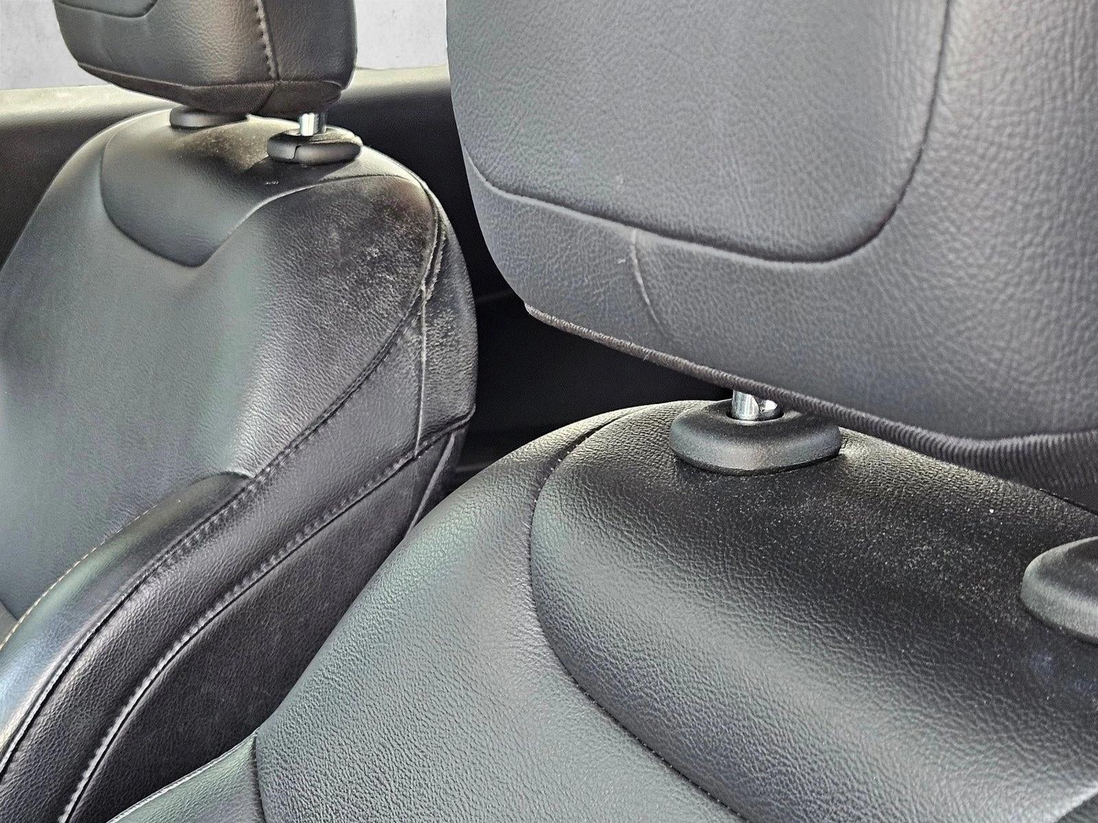 2020 Jeep Compass Latitude w/Sun/Safety Pkg FWD