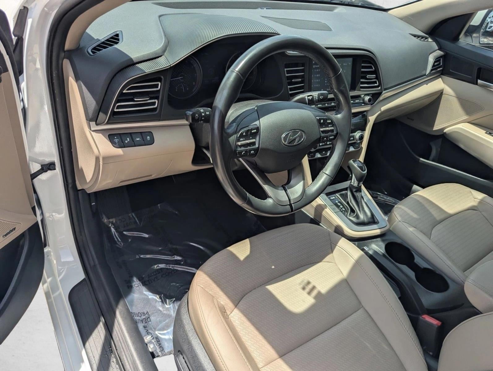 2019 Hyundai ELANTRA Limited Auto