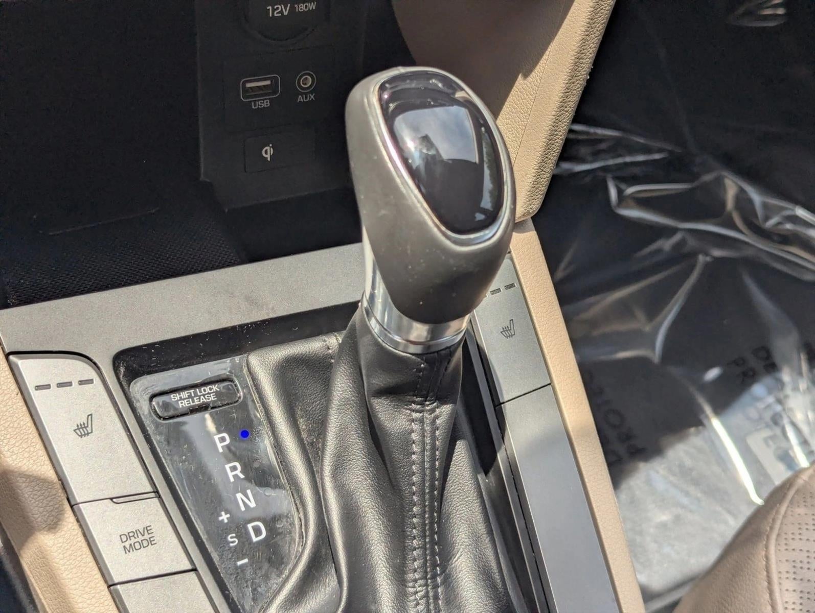 2019 Hyundai ELANTRA Limited Auto