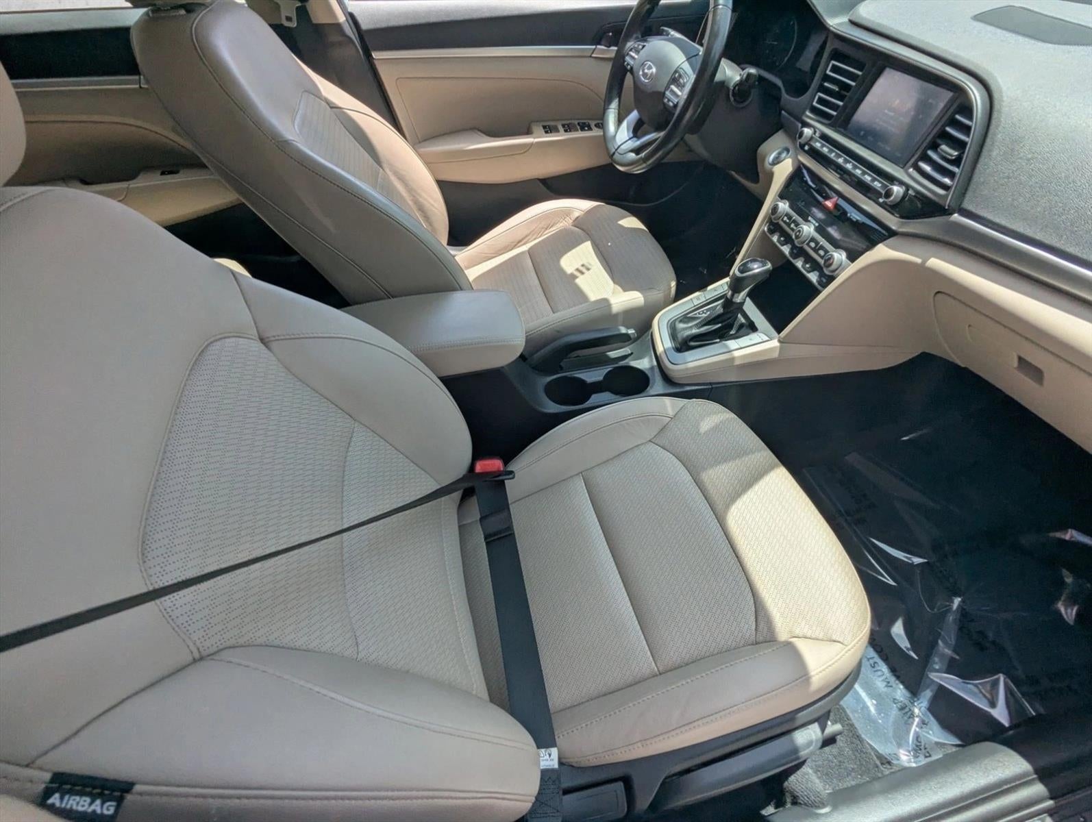 2019 Hyundai ELANTRA Limited Auto
