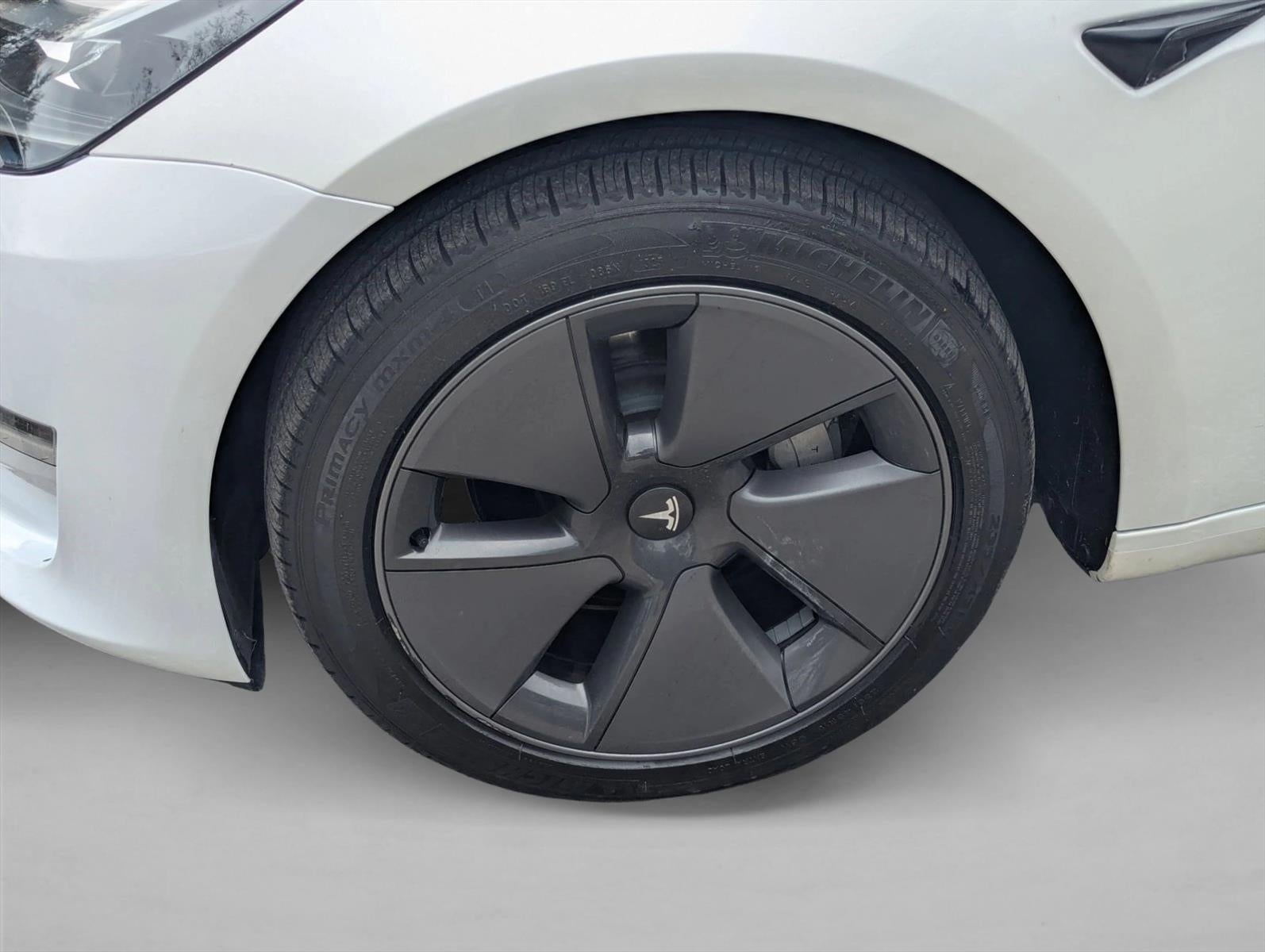 2023 Tesla Model 3 RWD