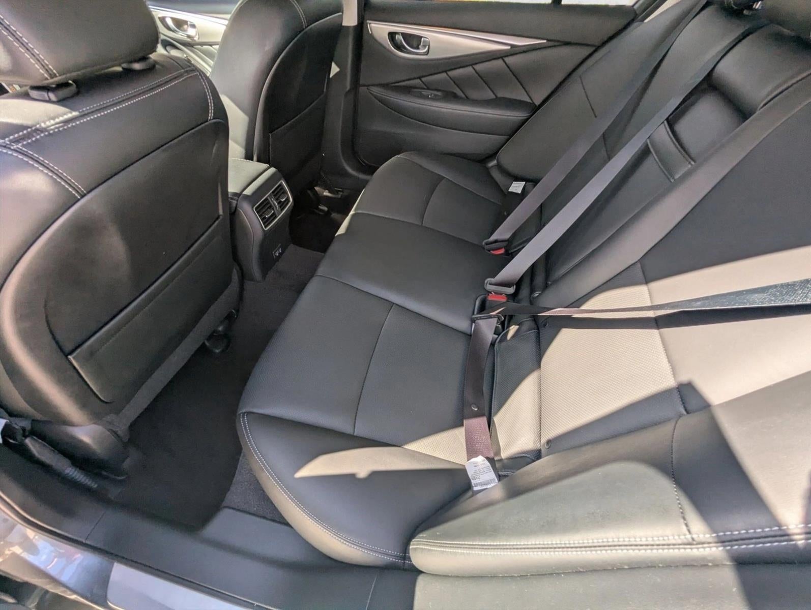 2022 INFINITI Q50 LUXE RWD