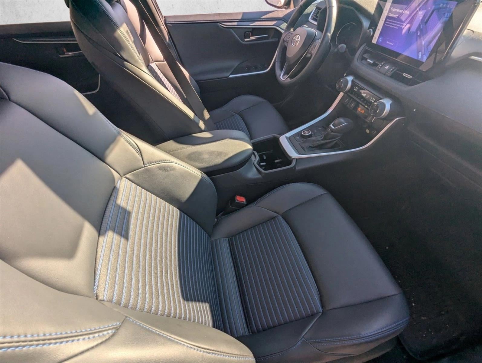 2024 Toyota RAV4 Hybrid XSE AWD (Natl)