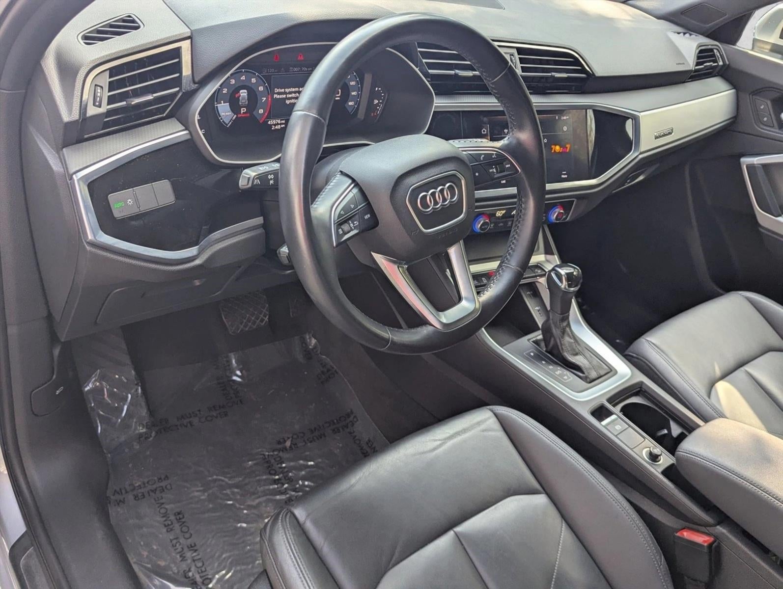 2020 Audi Q3 Premium 45 TFSI quattro