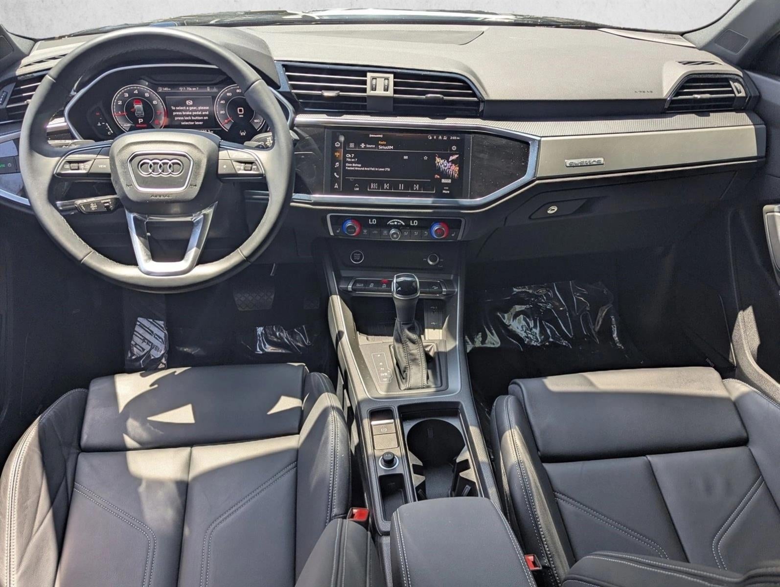 2024 Audi Q3 S line Premium Plus 45 TFSI quattro