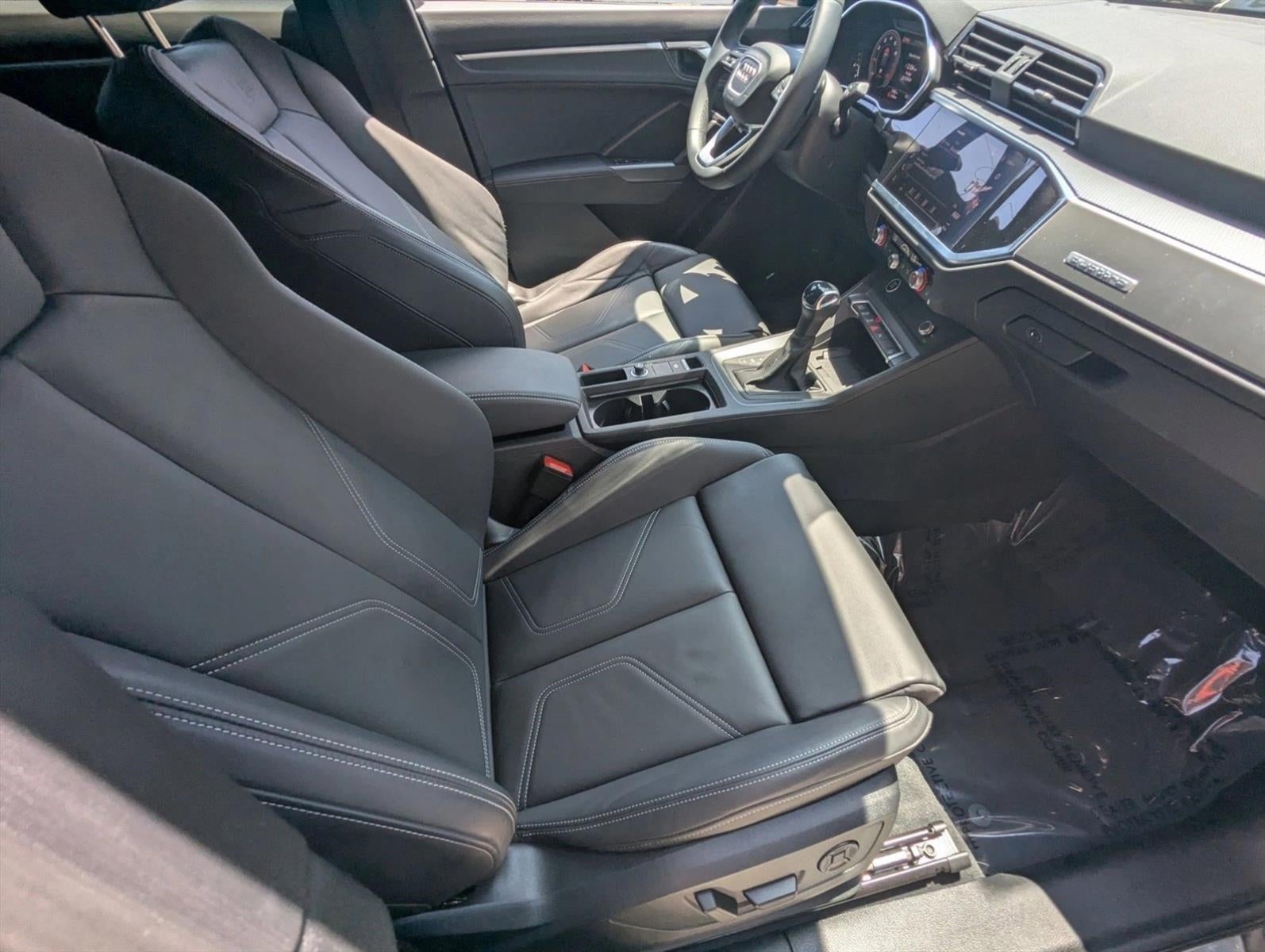 2024 Audi Q3 S line Premium Plus 45 TFSI quattro
