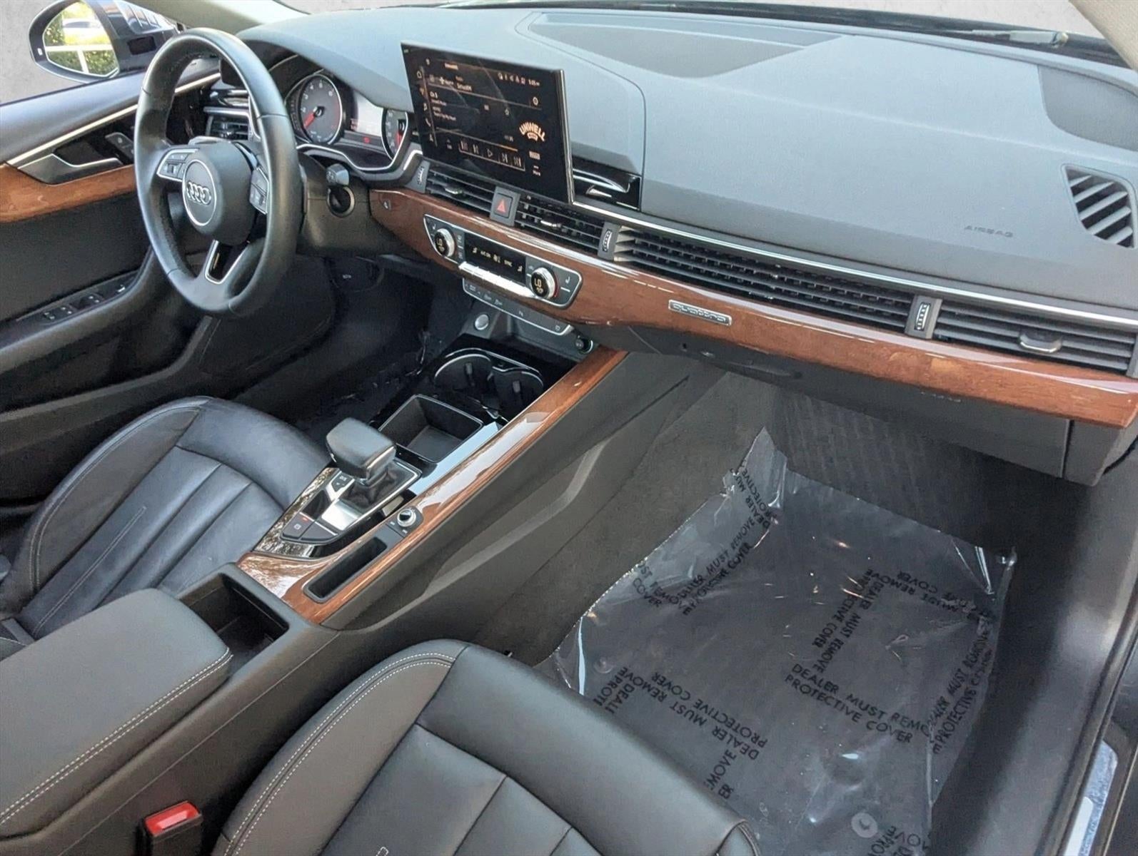 2022 Audi A4 Sedan Premium 40 TFSI quattro