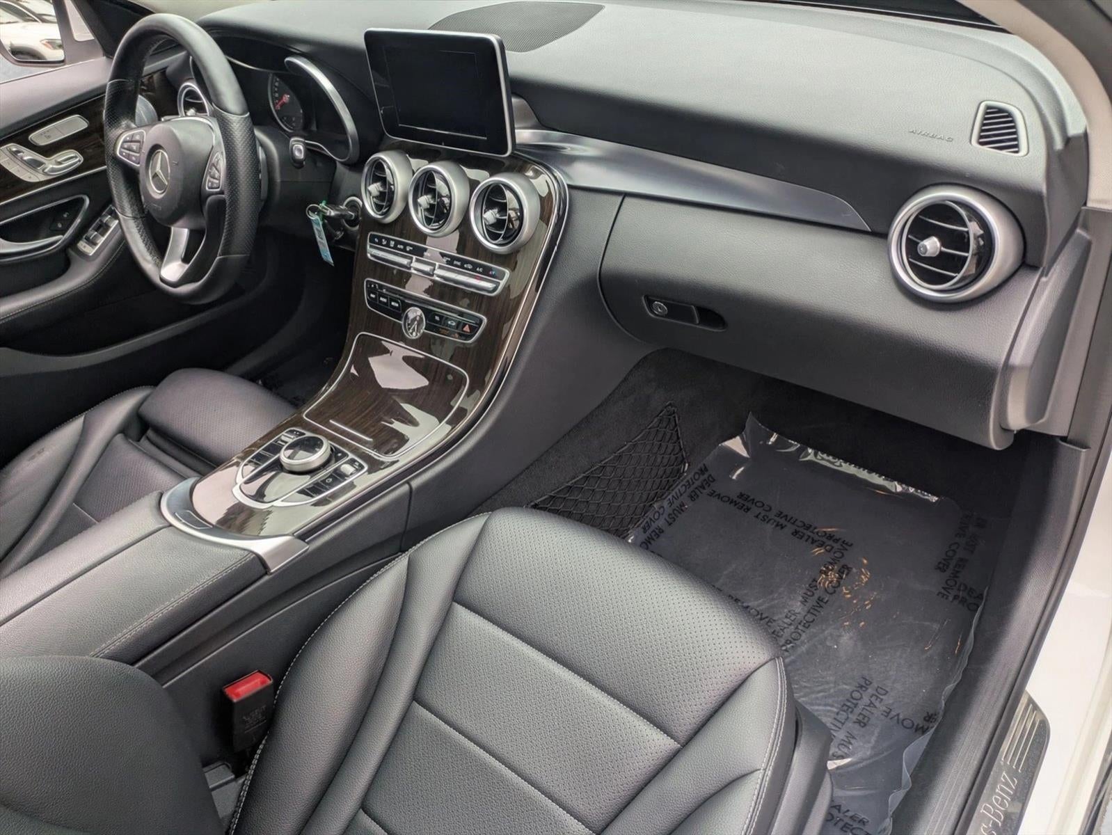 2017 Mercedes-Benz C-Class C 300 4MATIC® Sedan with Luxury Pkg