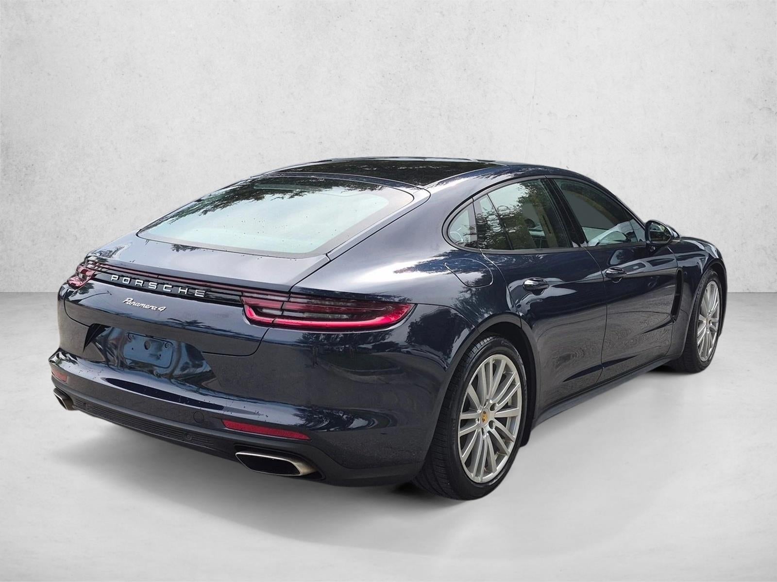 2018 Porsche Panamera 4 AWD