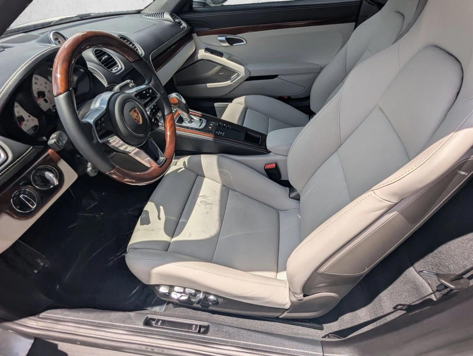 2024 Porsche 718 Cayman S Coupe