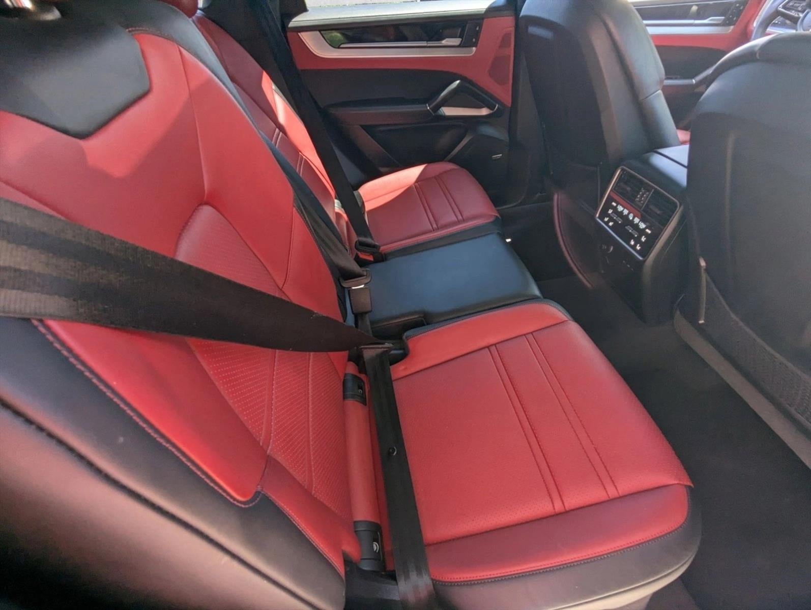 2024 Porsche Cayenne S AWD