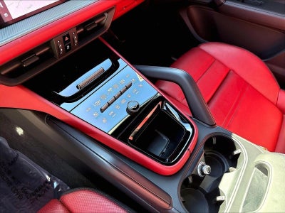 2024 Porsche Cayenne Coupe AWD