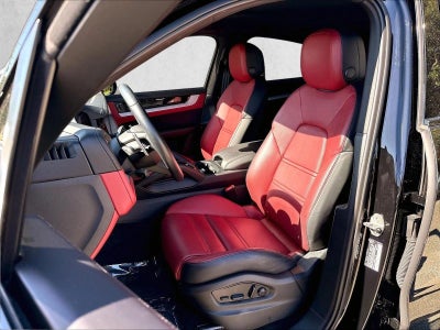 2024 Porsche Cayenne Coupe AWD