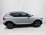 2023 Volvo XC40 B5 AWD Plus Dark Theme