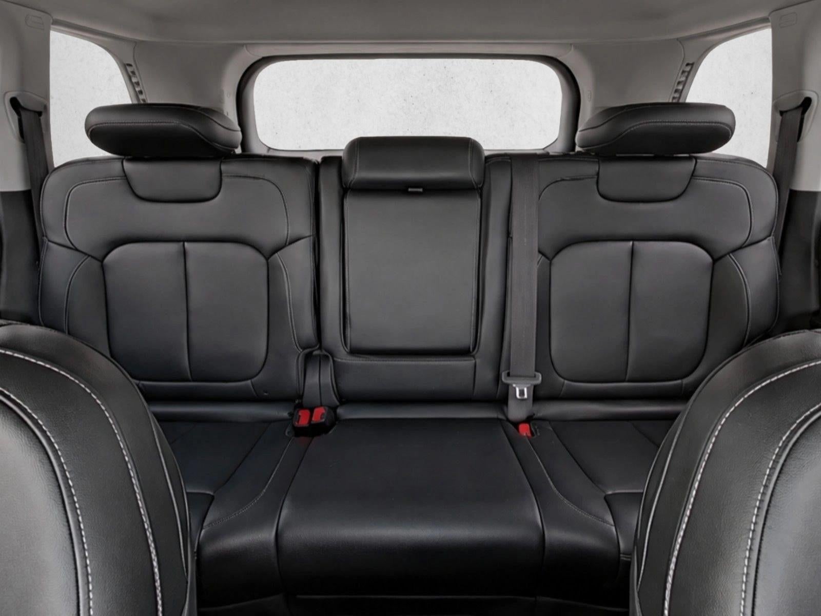 2023 Jeep Grand Cherokee Limited 4x2
